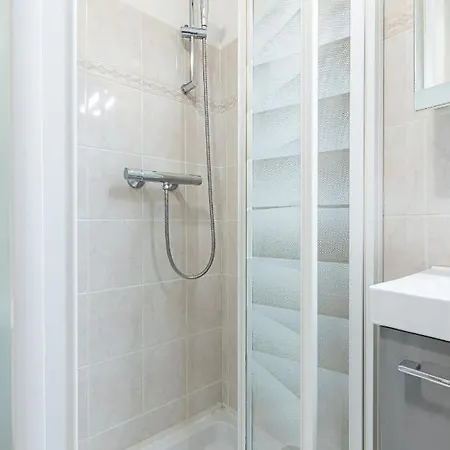 Apartment Le Californie - Rue Baron *