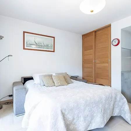 Apartment Le Californie - Rue Baron *