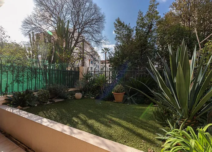 Le Californie - Rue Baron * Cannes